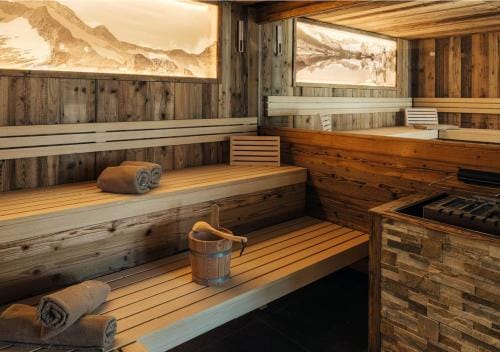 Hotel Garni Alpenjuwel Residenz Hotel in Serfaus