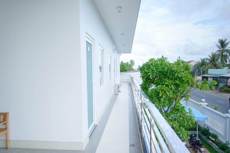 Khách sạn Hùng Long Bến Tre Hotel in Vietnam