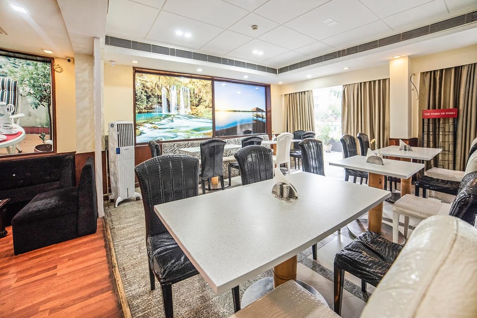 FabHotel BMK Greater Kailash Hotel in New Delhi