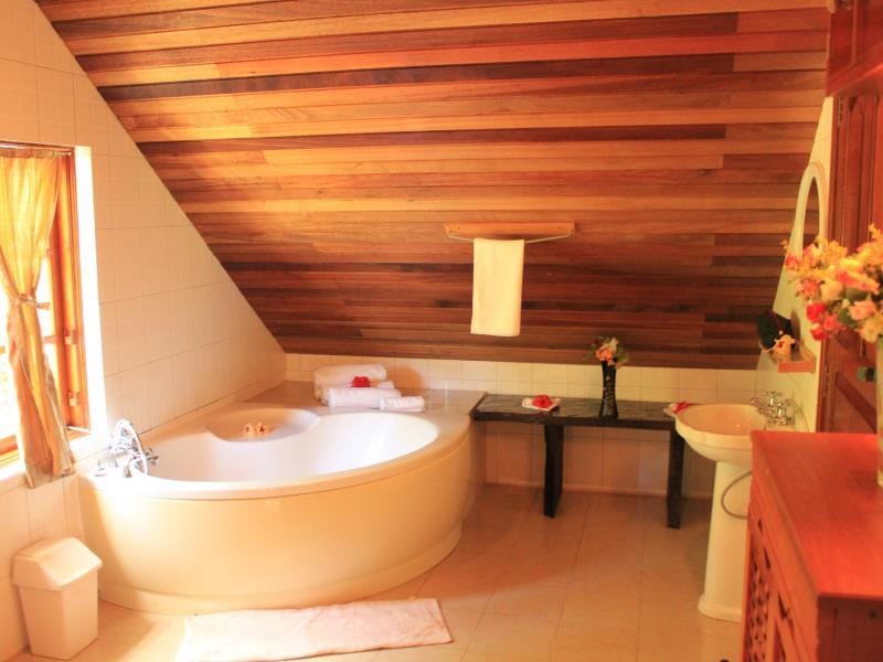Kaz Ladouceur House Resort in Africa