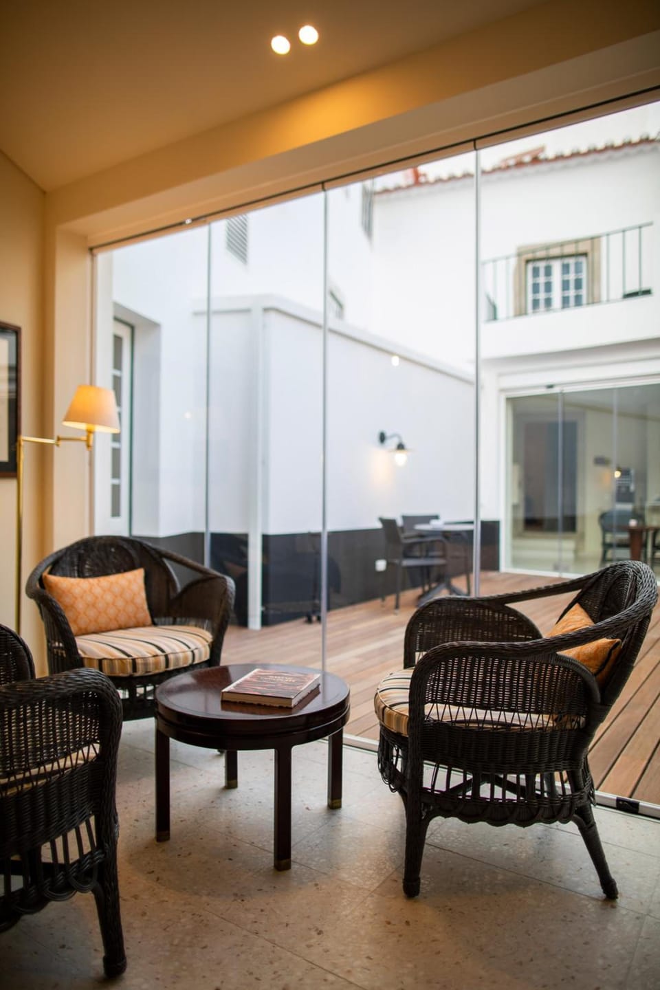 Shared lounge/TV area