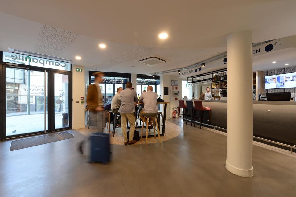 CAMPANILE PARIS - Clichy Centre Hotel in Levallois-Perret