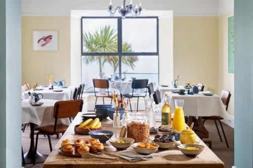 Outlaw's Guest House Hotel in Port Isaac