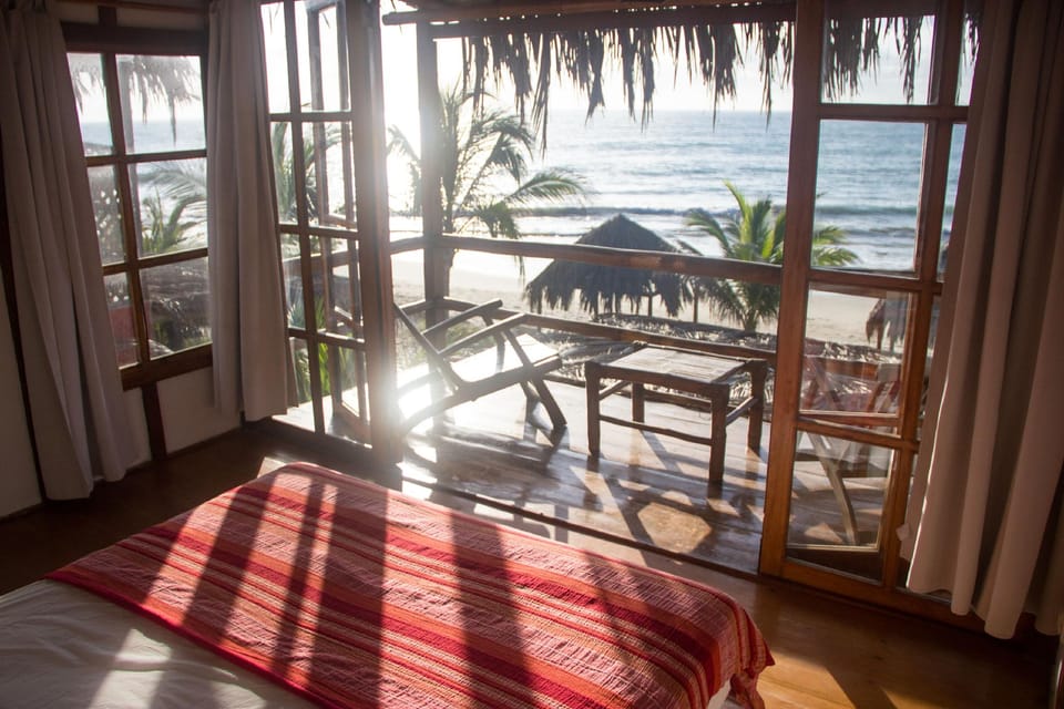 Hoja de Palma Bungalows Hotel in Canoas de Punta Sal