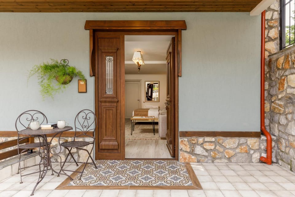 Meydani Suites Hotel in Litochoro