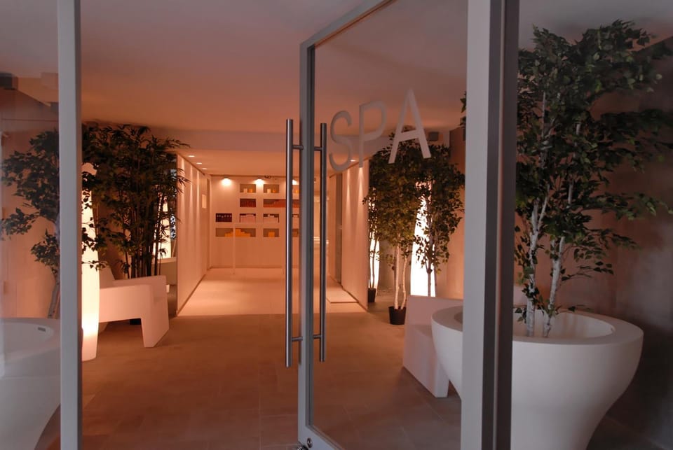 Bdesign & Spa Hotel in Arles