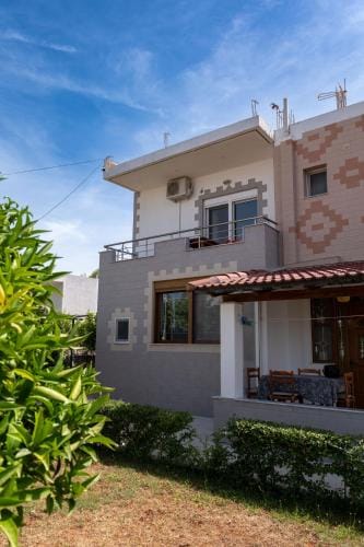 Vila Ylli Gjika Hotel in Ksamil