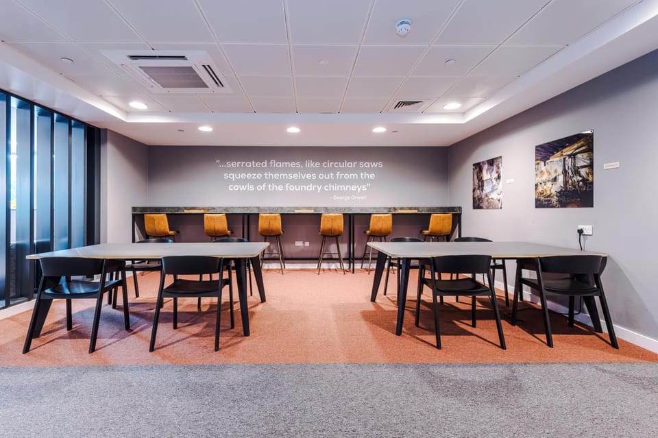 Hilltop Serviced Apartments - Sheffield Hotel in Sheffield