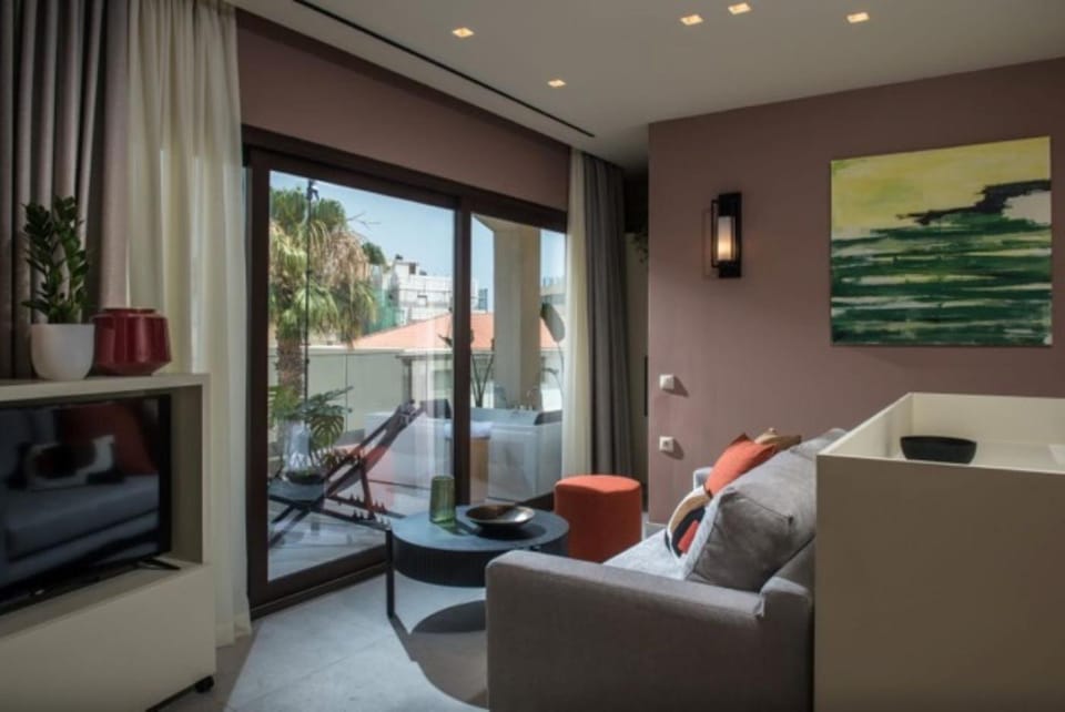 Centro Vero Suites by Omilos Hotels Hotel in Heraklion