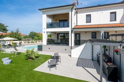 Polaris & Antares Villas Hotel in Fažana