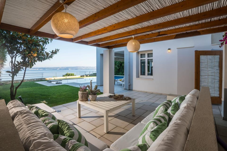 SK Place Luxury Seafront Villas Chania Hotel in Almyrida