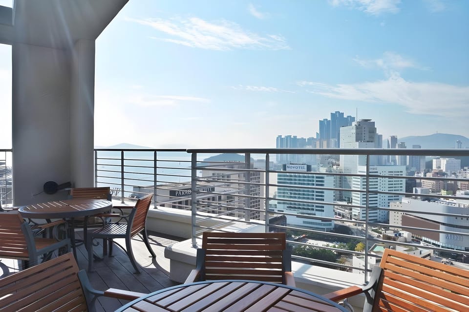 Plea De Blanc Hotel & Residence Hotel in Busan