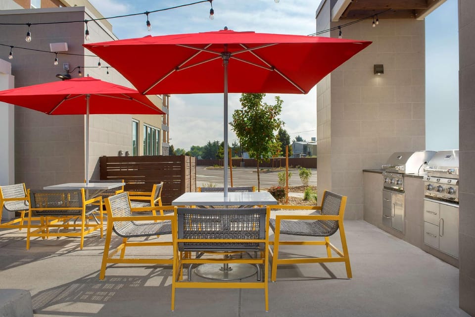 Home2 Suites by Hilton Longmont Hotel in Longmont