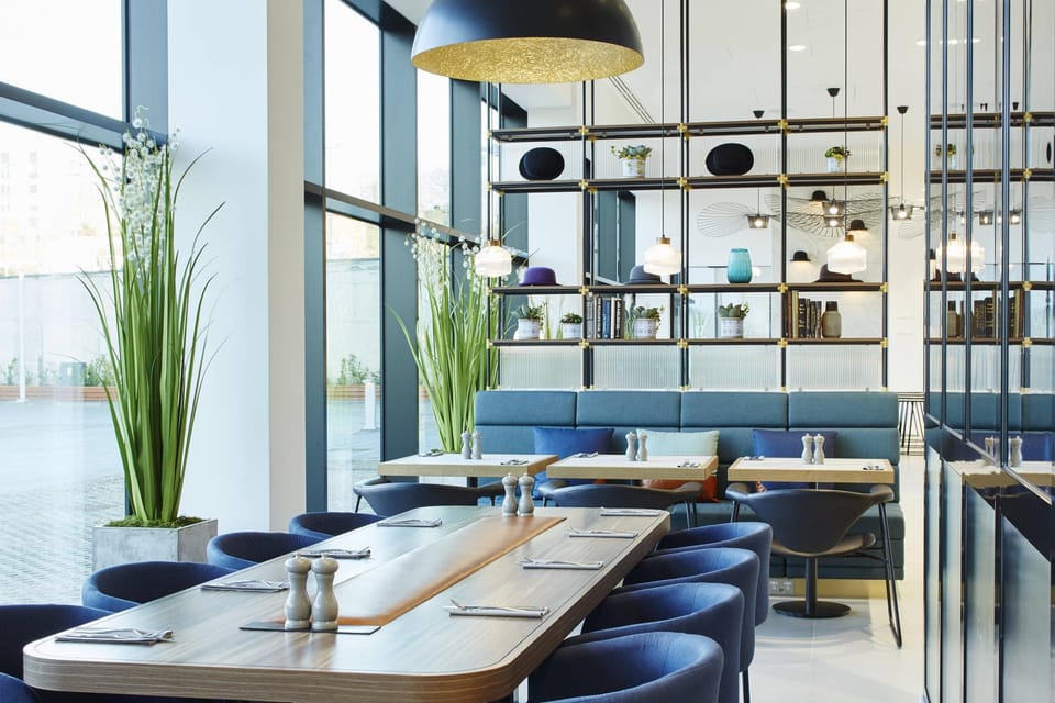 Courtyard by Marriott Luton Airport Hotel in Luton