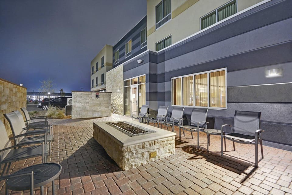 Fairfield by Marriott Inn & Suites Savannah SW/Richmond Hill Hotel in Richmond Hill