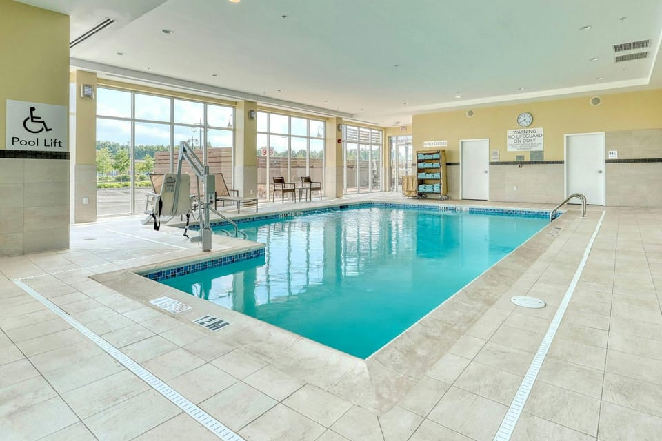 Courtyard by Marriott North Brunswick Hotel in North Brunswick Township