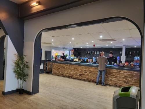 Bumbeldink Hotel in England