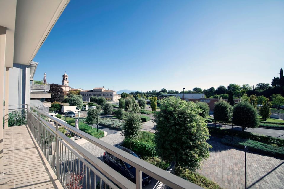 Apart-Hotel la Rocchetta Hotel in Province of Brescia