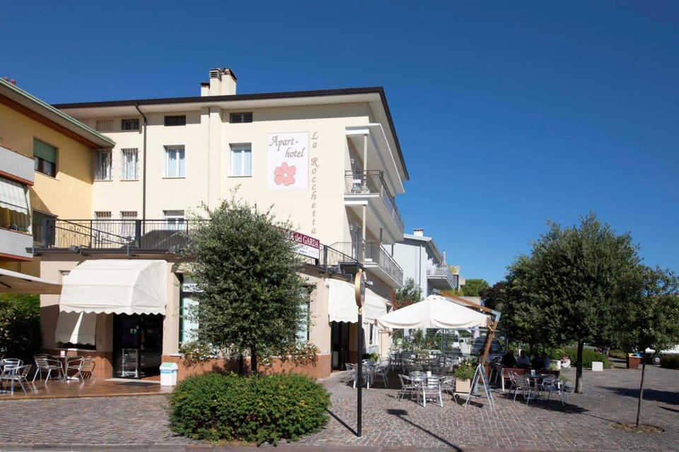 Apart-Hotel la Rocchetta Hotel in Province of Brescia