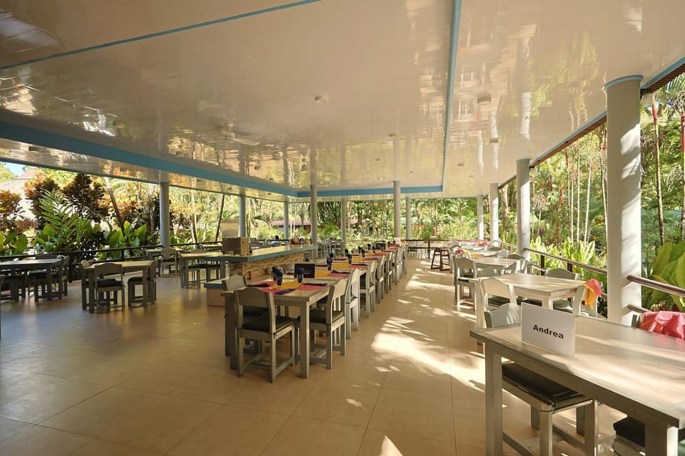 Turtle Beach Lodge Lodge in Costa Rica