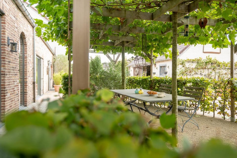 B&B Woods and Wine Hotel in Limburg (province)
