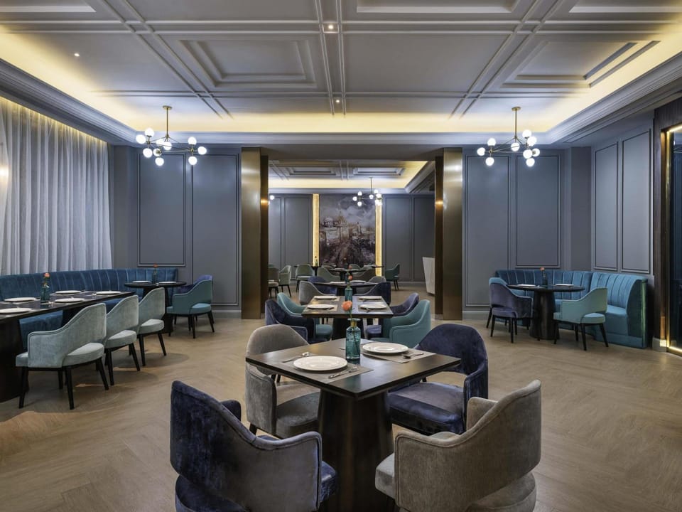 Mercure Shanghai Jiuting Hotel in Shanghai