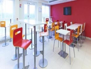 The Originals Access, Tendance Hotel, Saint-Etienne Aeroport Hotel in Auvergne-Rhône-Alpes