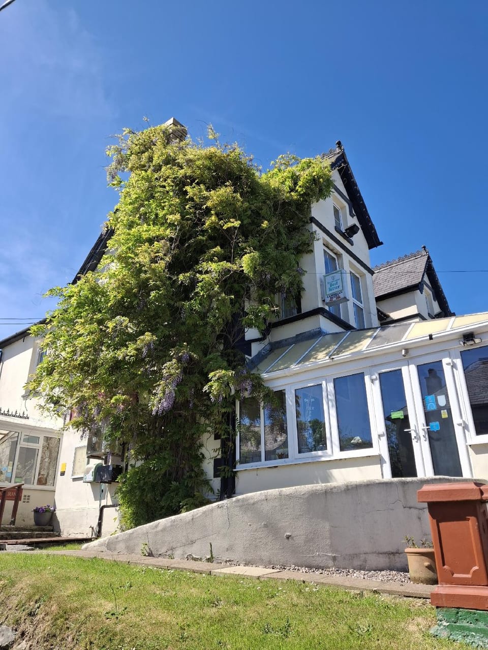The Cambrian Inn in New Quay
