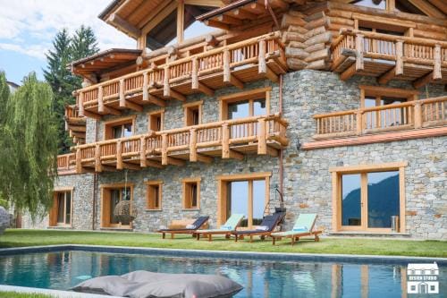 CHALET ANTICO LEGNO by Design Studio Hotel in Province of Lecco