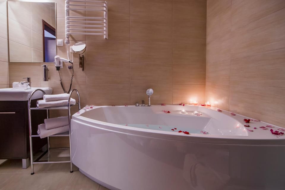 Boutique Hotel's II Rewolu Boutique hotel in Poland