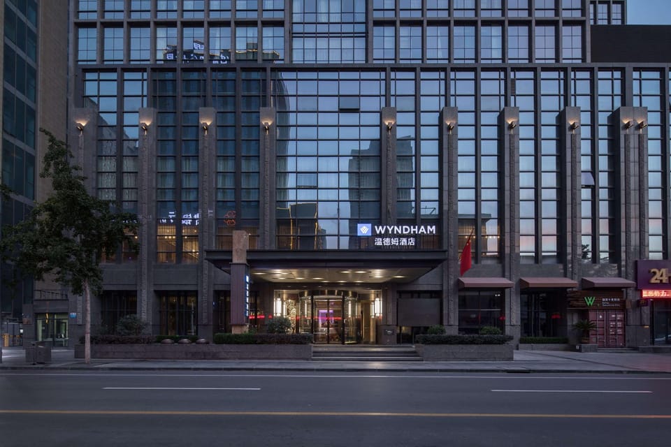 Wyndham LanZhou HaiYue Hotel in China