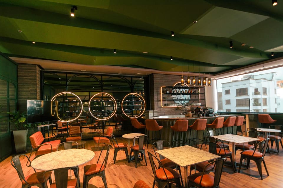 Bar/lounge