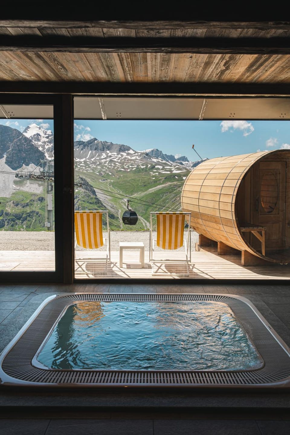 Le Refuge de Solaise - 2551 m Altitude Hotel in Val dIsere