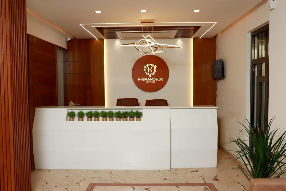 K Grandeur Hotels Hotel in Kochi