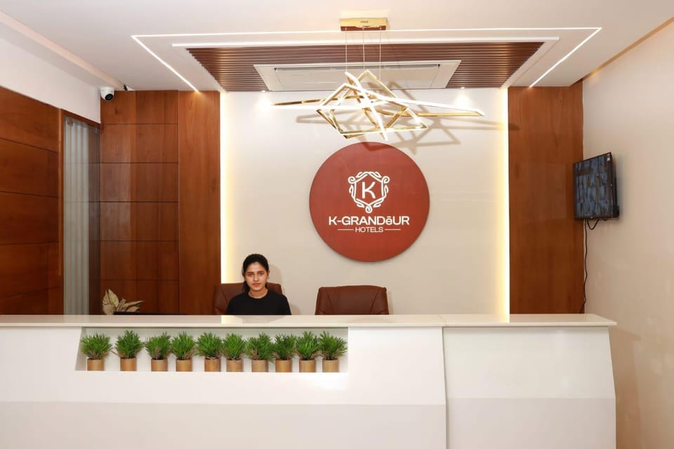K Grandeur Hotels Hotel in Kochi
