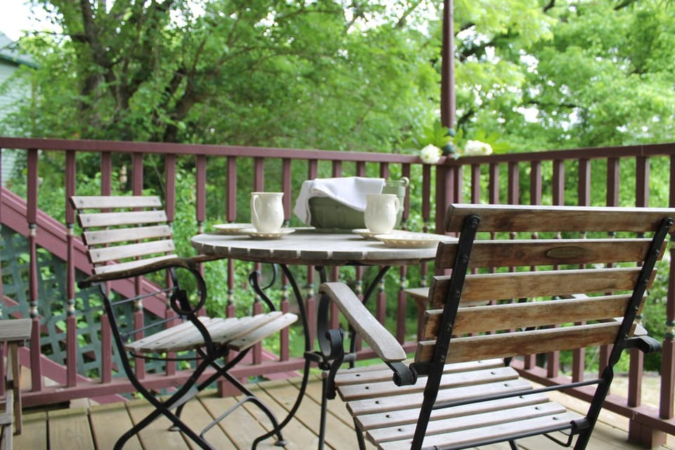 Hidden Springs Bed and Breakfast Hotel in Eureka Springs