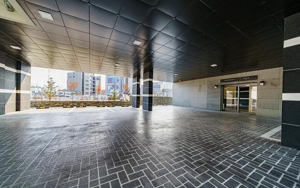 Parking lot