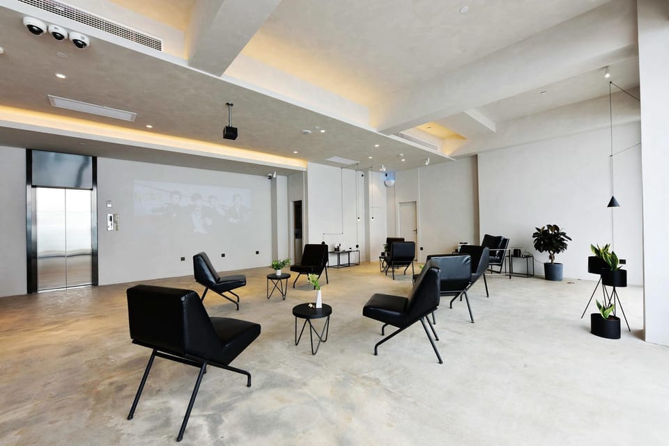 Urban Rosa Cafe & Inn Hotel in Shanghai