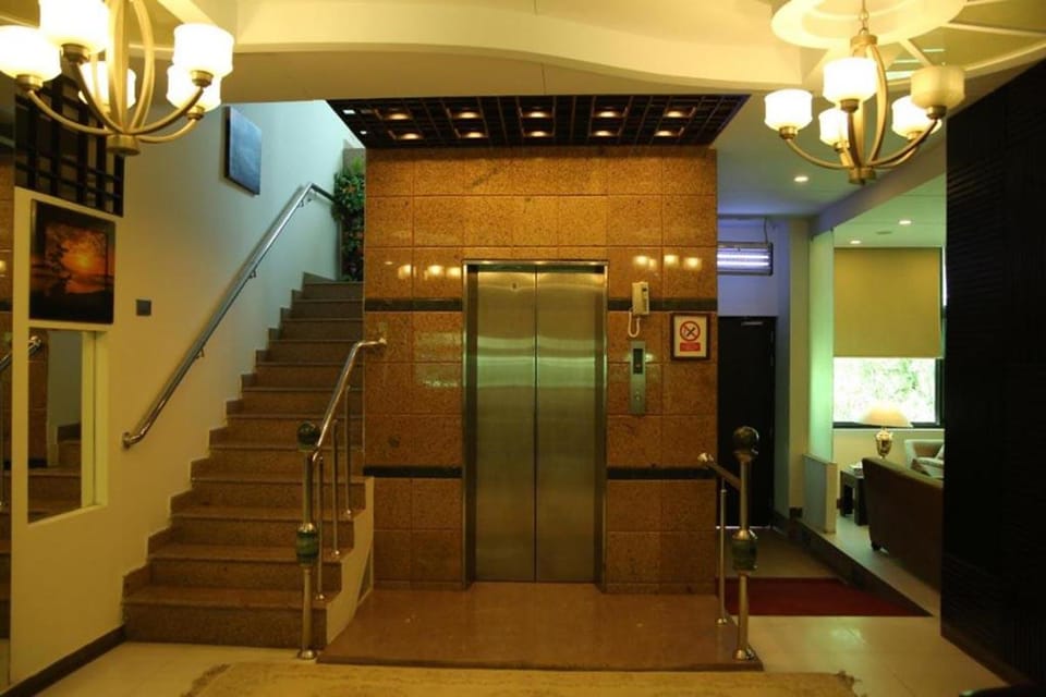 SUNSET SUITES Hotel in Karachi