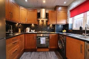 Chapelhall House - Airdrie Hotel in Airdrie