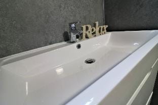 Carnoustie House - East Kilbride Hotel in East Kilbride