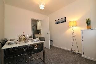 North View - Wishaw in Wishaw Hotel in England