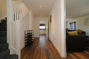 Railway House 5 bed - Maryhill Hotel in Glasgow