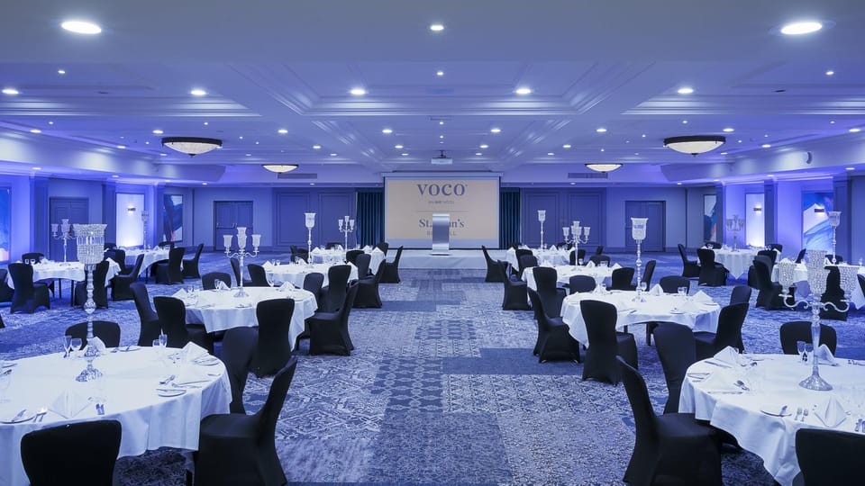 Banquet hall