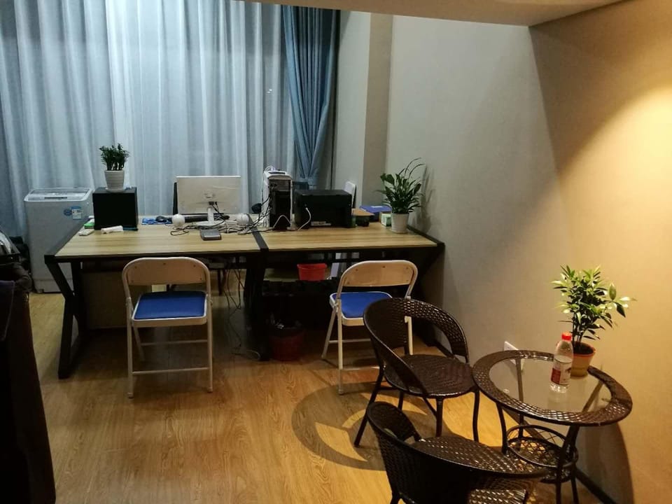 Pleasant Daily Rental Apartment hotel in Hangzhou