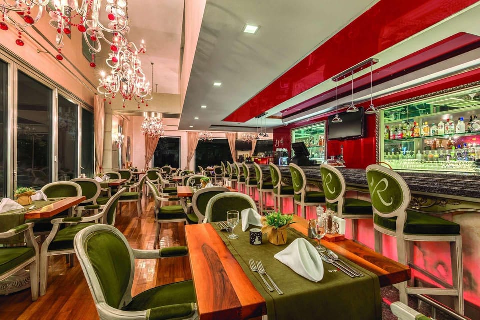 Bar/lounge