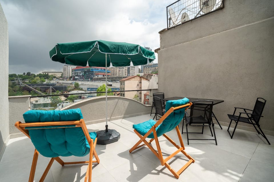 Urban Quarters - Tepebasi Hotel in Istanbul