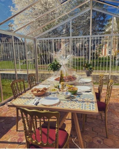 Chateau de la PLUMASSERIE Hotel in Île-de-France