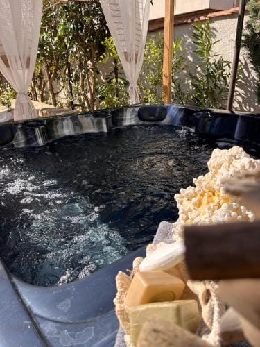 Le Mas d'Emilienne Hotel in Provence-Alpes-Côte d'Azur