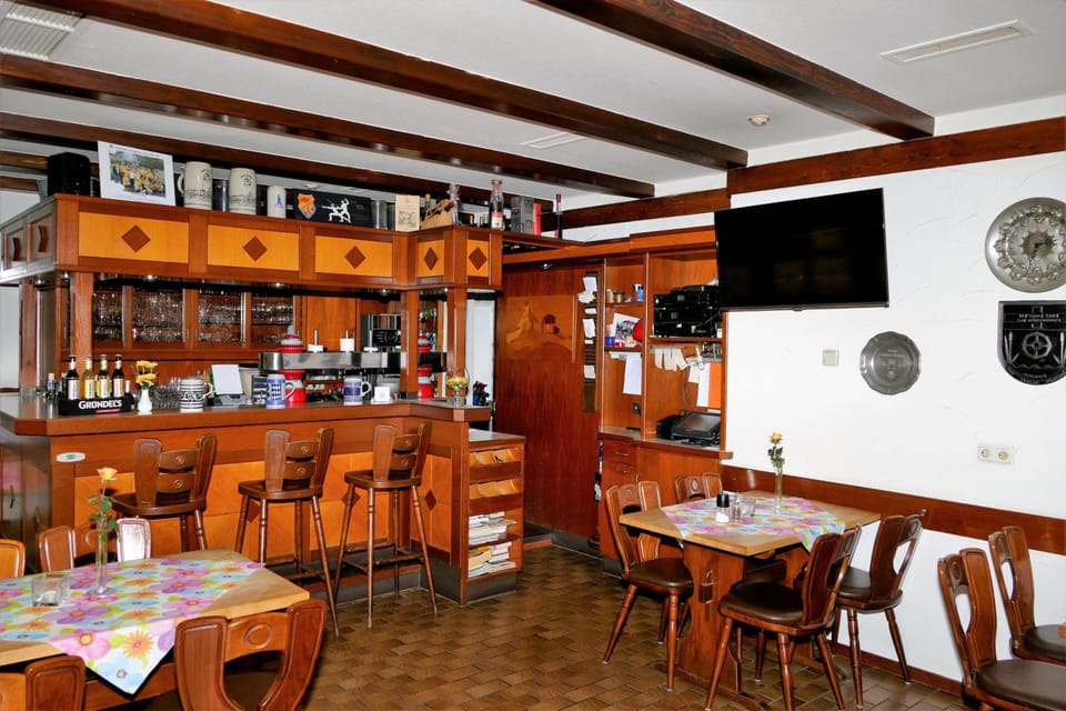 Zum Muhlehannes Hotel in Saarland, 66, Germany